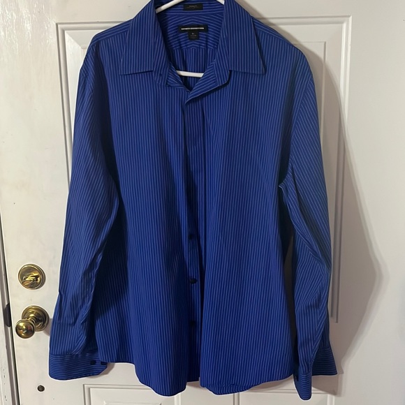 Express Other - Express Design Studio Men’s Shirt in Excellent Condition